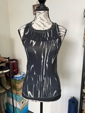 Stella McCartney Black and Cream Athletic Skirt